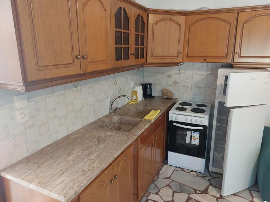 Studio Με Όλες Τις Ανέσεις Vétrina Eksteriør billede